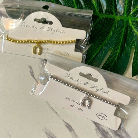 Bracelet with Charm  - Picture 1 of 4